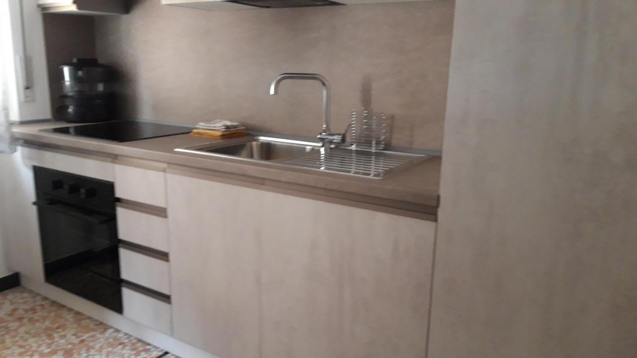 Apartament A Casa Di Anna Finale Ligure Zewnętrze zdjęcie